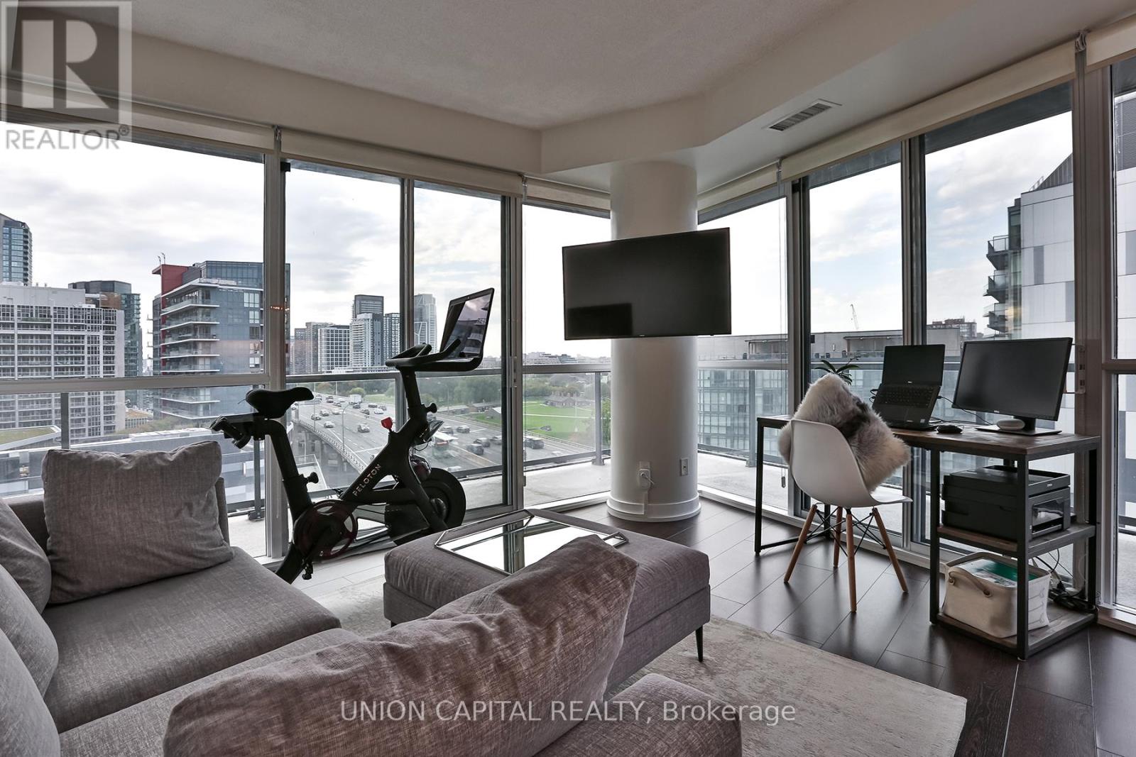 1103 - 20 Bruyeres Mews, Toronto, Ontario  M5V 0G8 - Photo 13 - C12762688