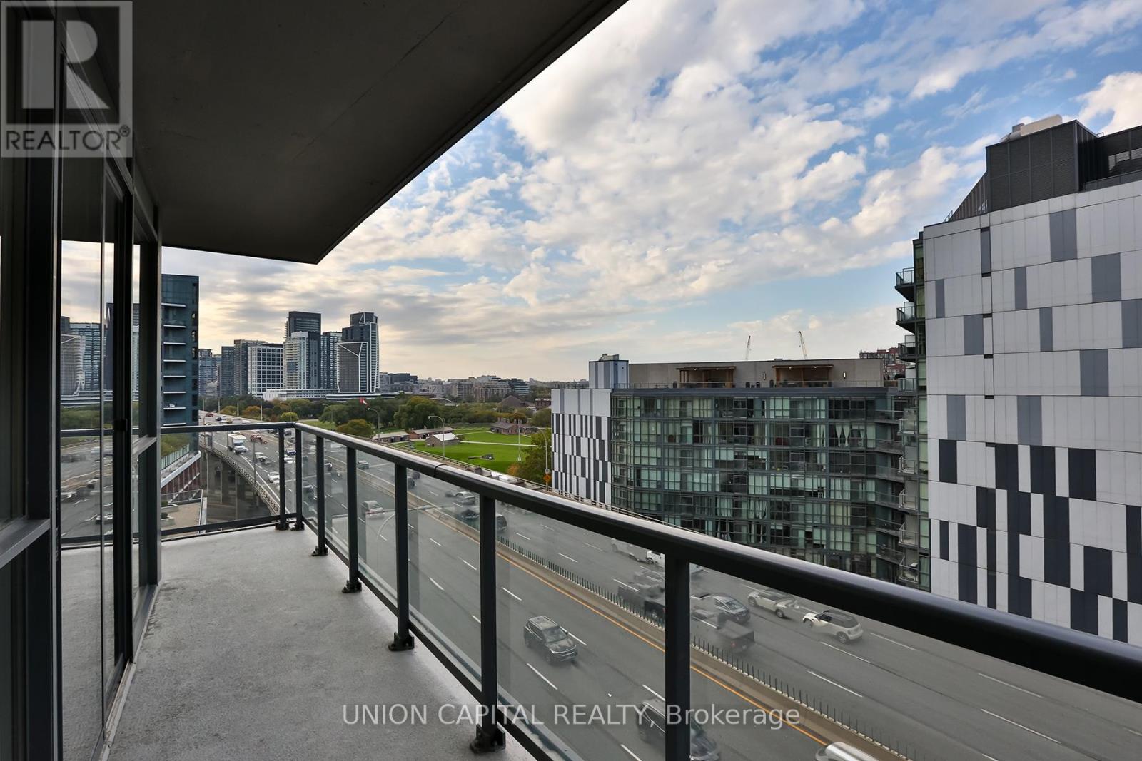 1103 - 20 Bruyeres Mews, Toronto, Ontario  M5V 0G8 - Photo 23 - C12762688