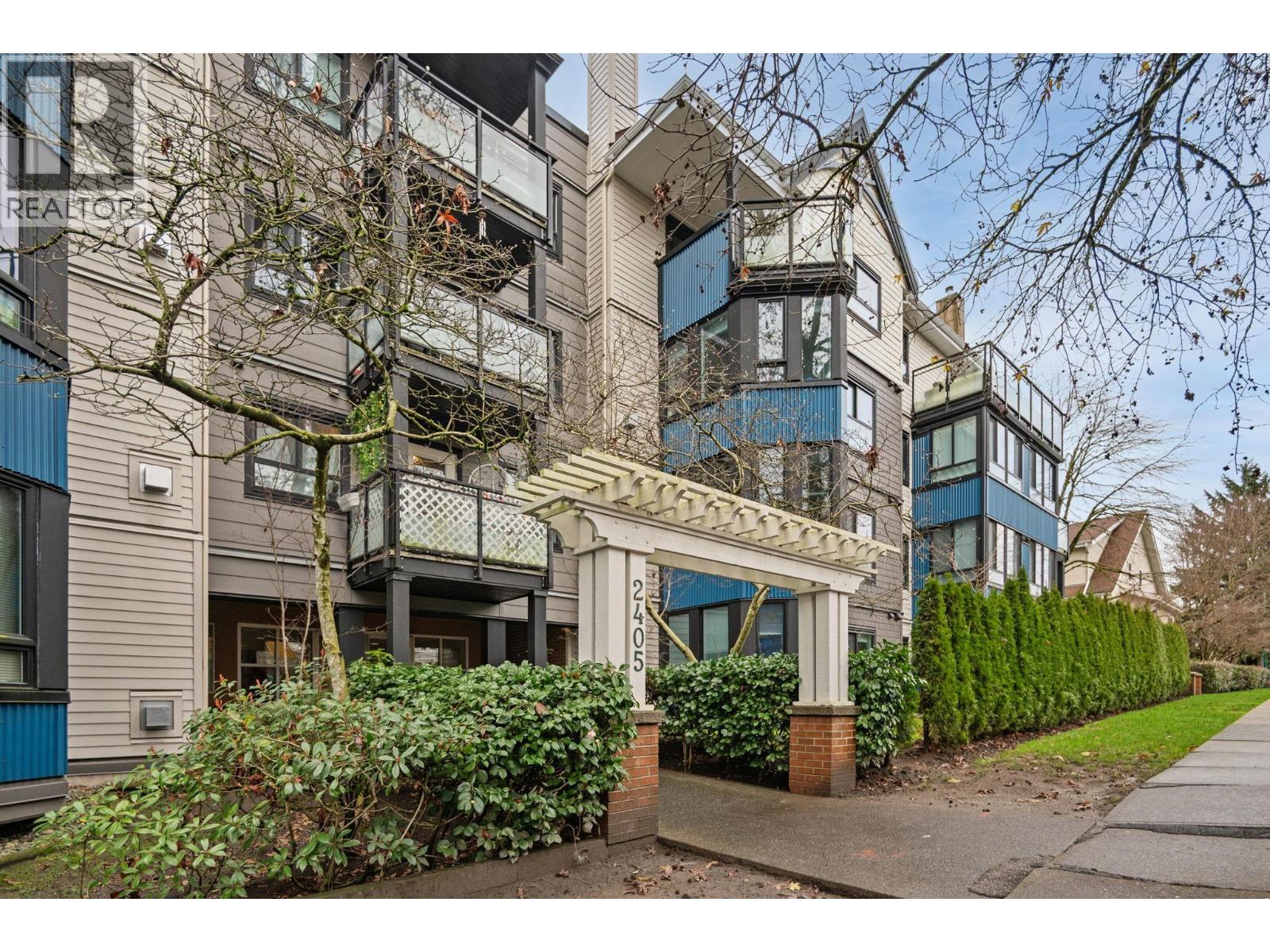 PH7 2405 KAMLOOPS STREET, Vancouver, British Columbia