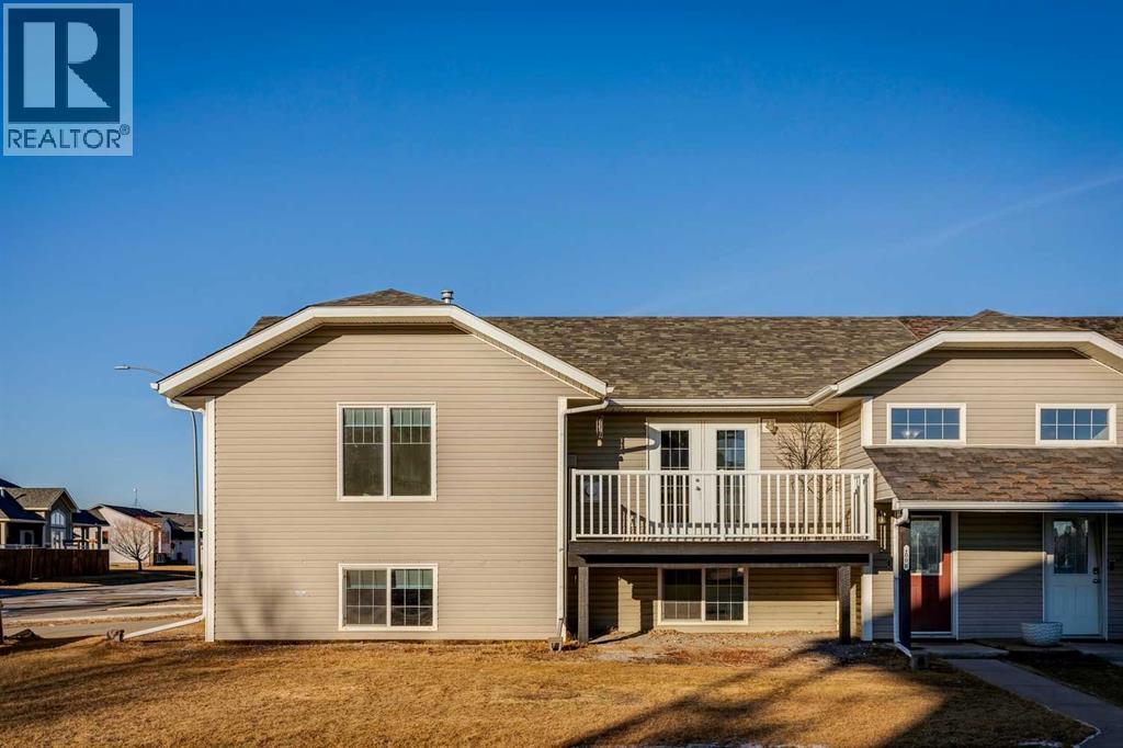 100B Westview Drive, Nanton, Alberta