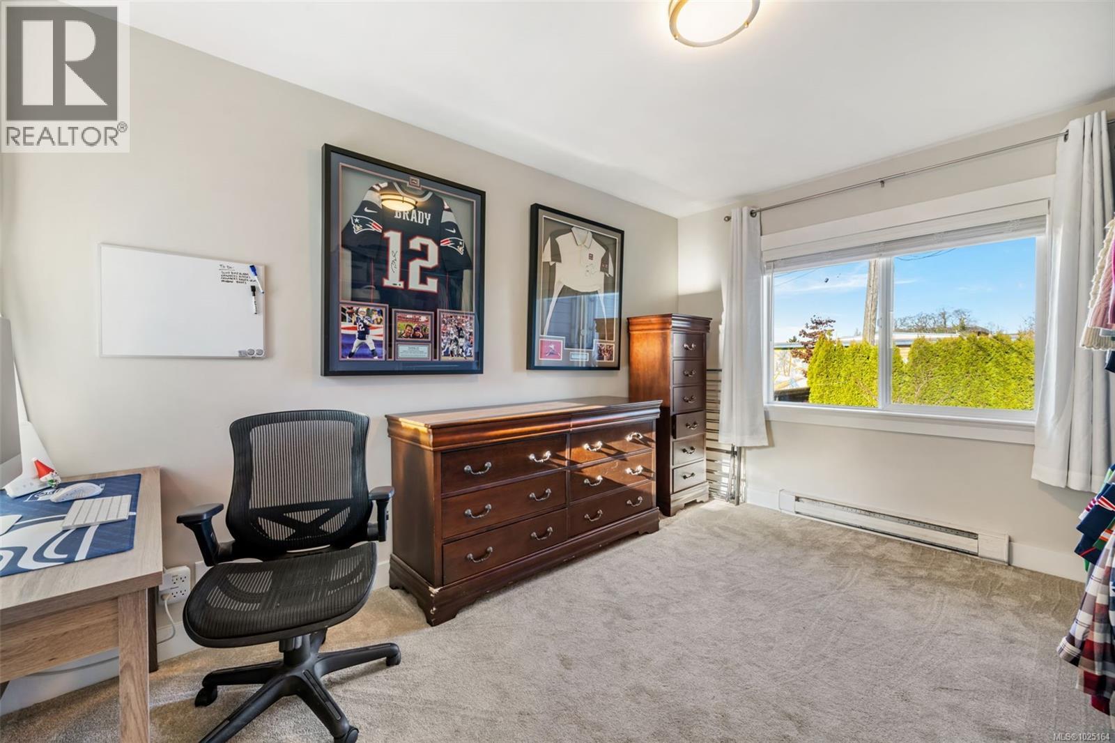 1123 Reynolds Rd, Saanich, British Columbia  V8P 2K5 - Photo 17 - 1025164