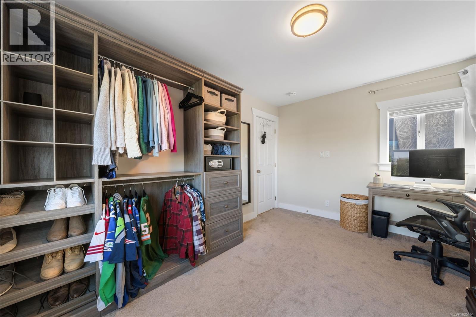 1123 Reynolds Rd, Saanich, British Columbia  V8P 2K5 - Photo 18 - 1025164