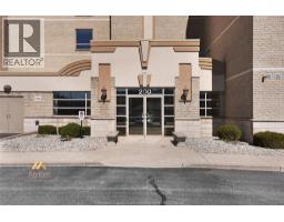 200 MANNING Unit# 410, Tecumseh, Ontario