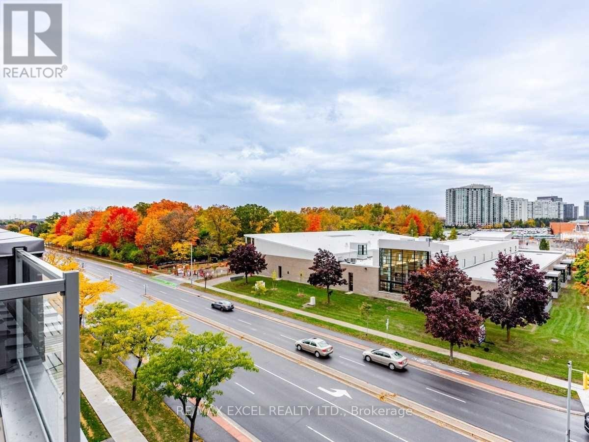 889 CLARK AVENUE W, Vaughan, Ontario