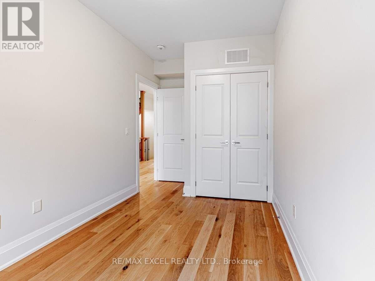 889 Clark Avenue W, Vaughan, Ontario  L4J 0K6 - Photo 7 - N12762642