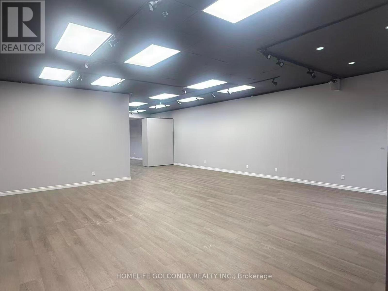 13 - 100 West Beaver Creek Road, Richmond Hill, Ontario  L4B 1H4 - Photo 2 - N12762644