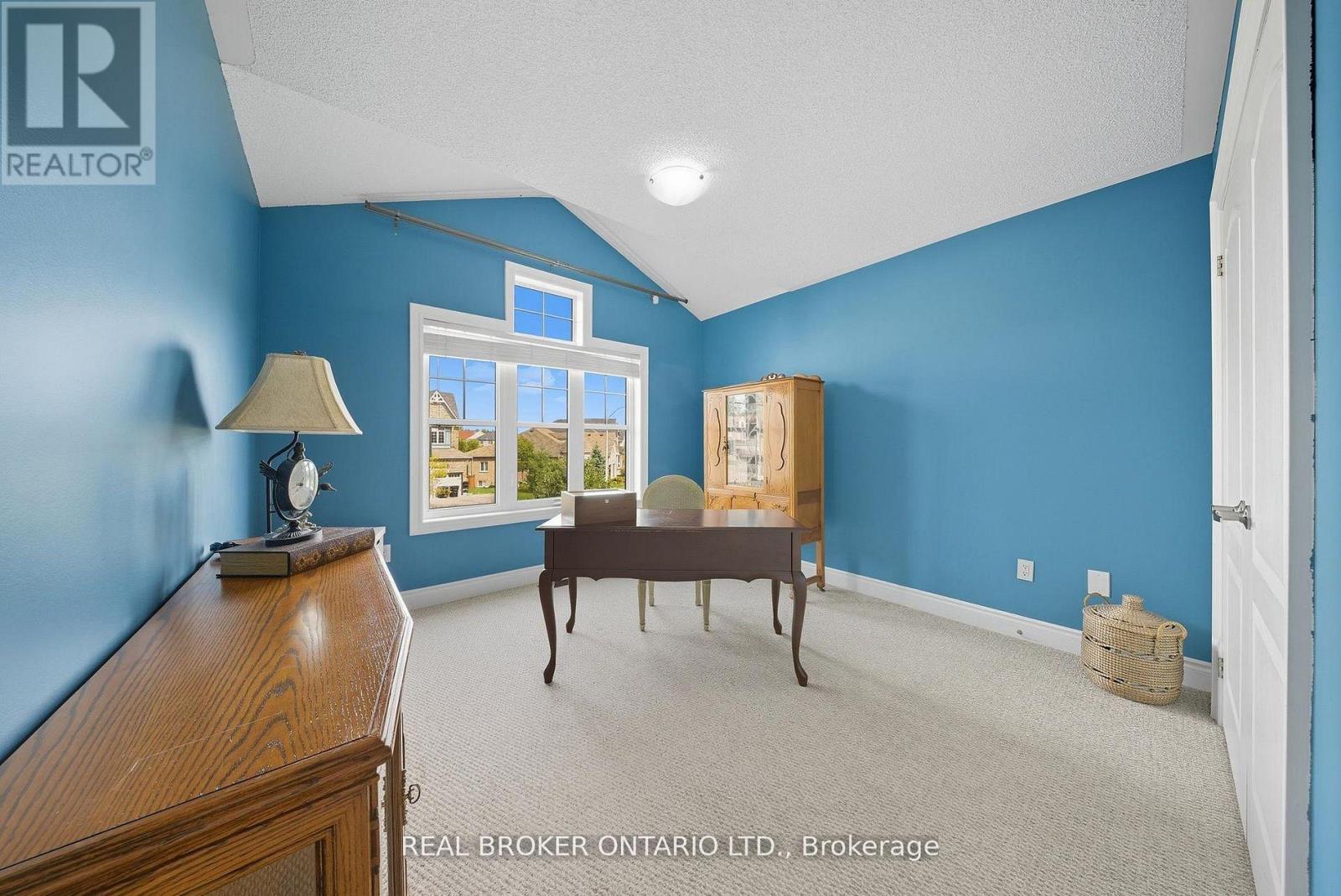 203 Gold Park Gate, Essa, Ontario  L3W 0B5 - Photo 25 - N12762654