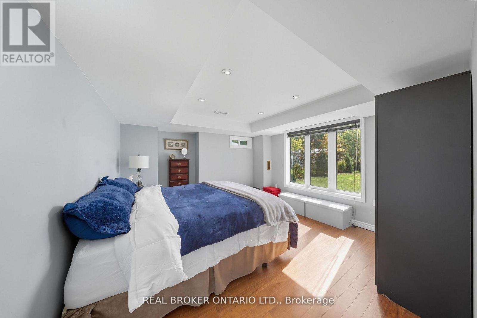 203 Gold Park Gate, Essa, Ontario  L3W 0B5 - Photo 27 - N12762654