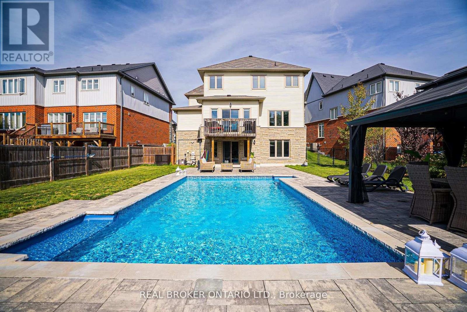 203 Gold Park Gate, Essa, Ontario  L3W 0B5 - Photo 36 - N12762654