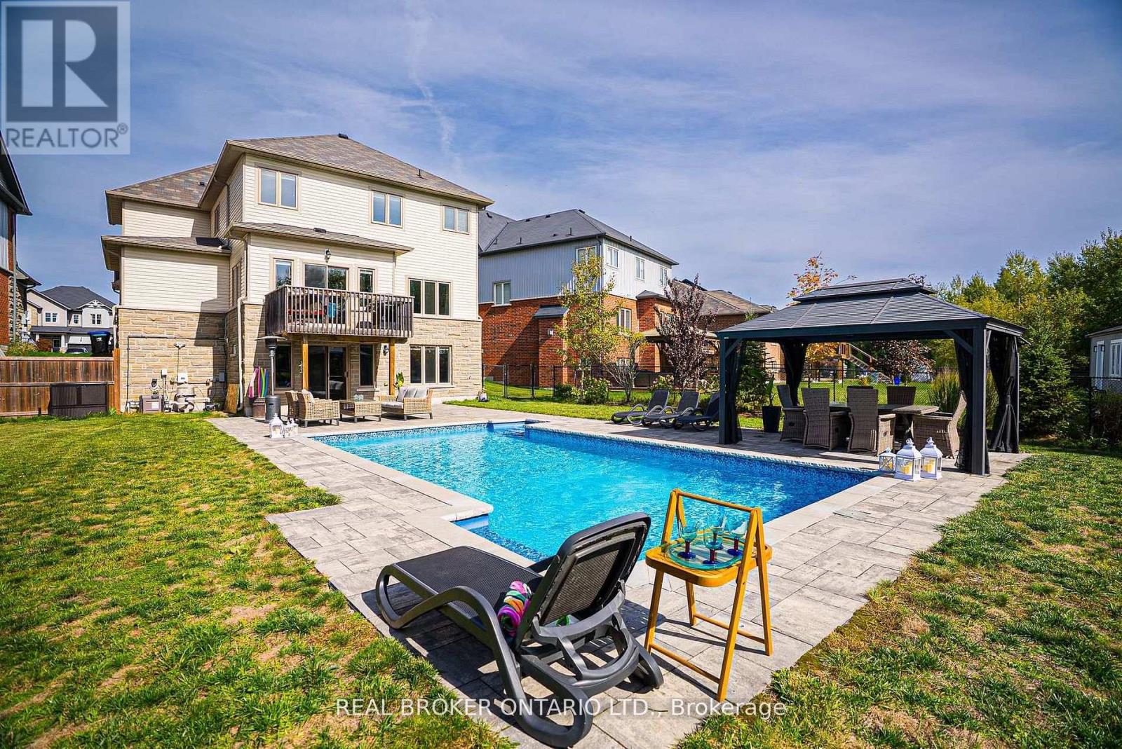 203 Gold Park Gate, Essa, Ontario  L3W 0B5 - Photo 37 - N12762654