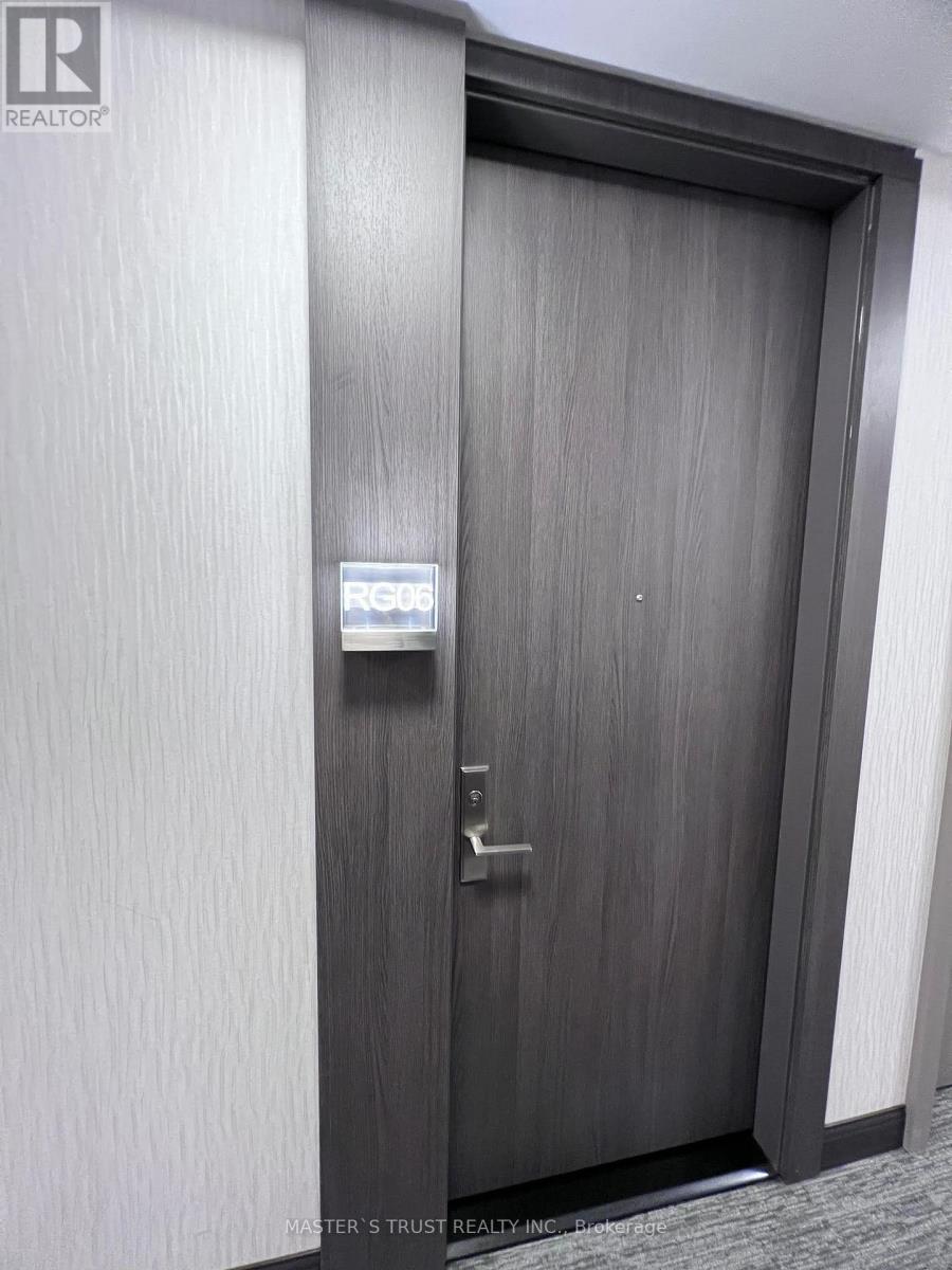 RG06 - 25 WATER  WALK DRIVE, Markham, Ontario