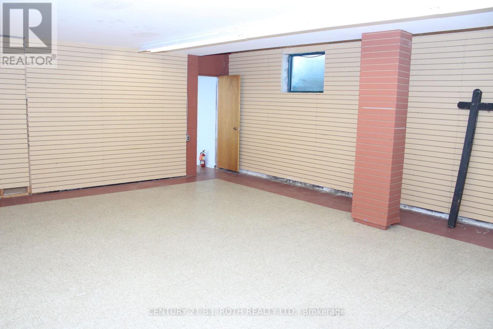 Lower - 450 West Street N, Orillia, Ontario  L3V 5E8 - Photo 11 - S12762594