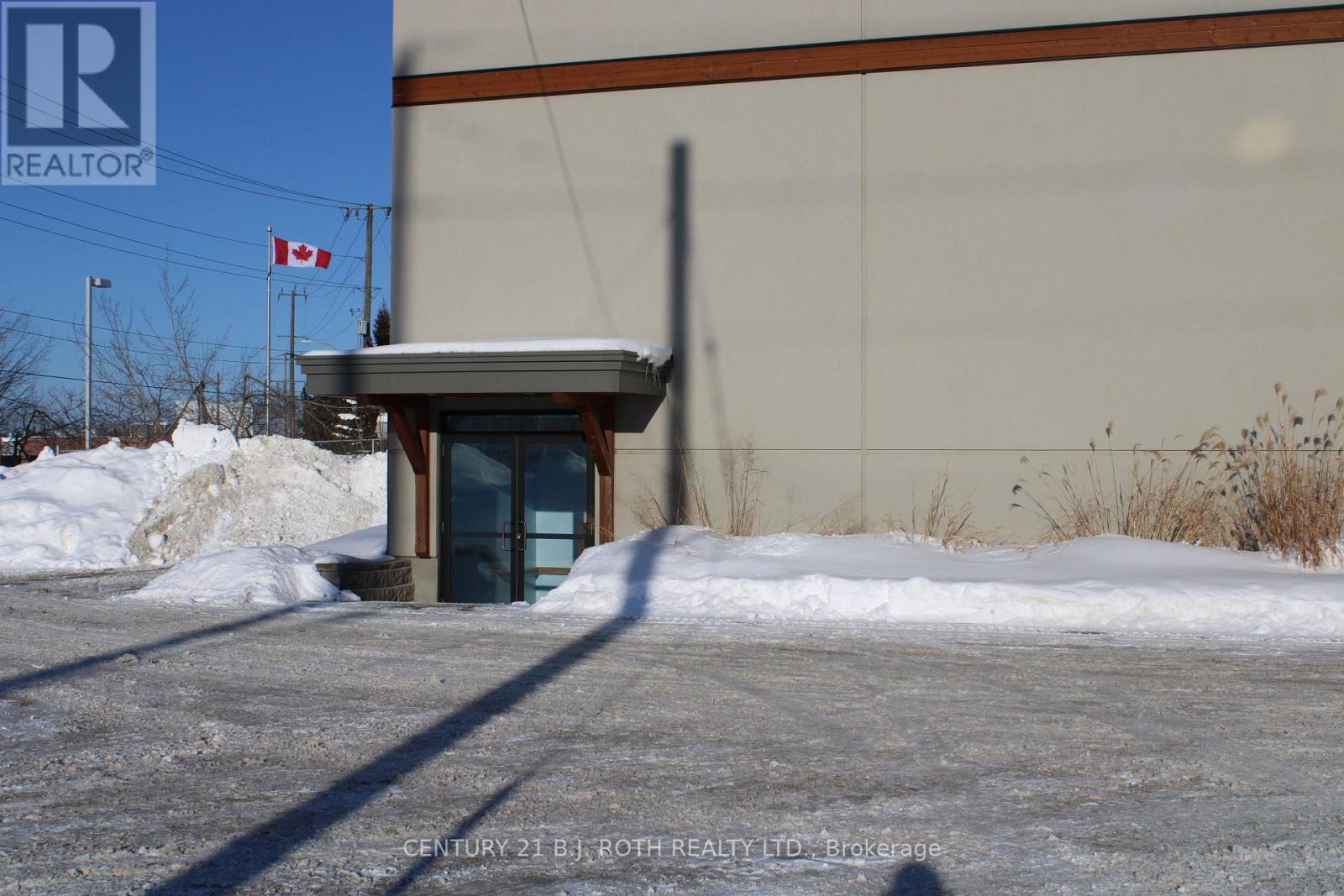 Lower - 450 West Street N, Orillia, Ontario  L3V 5E8 - Photo 4 - S12762594