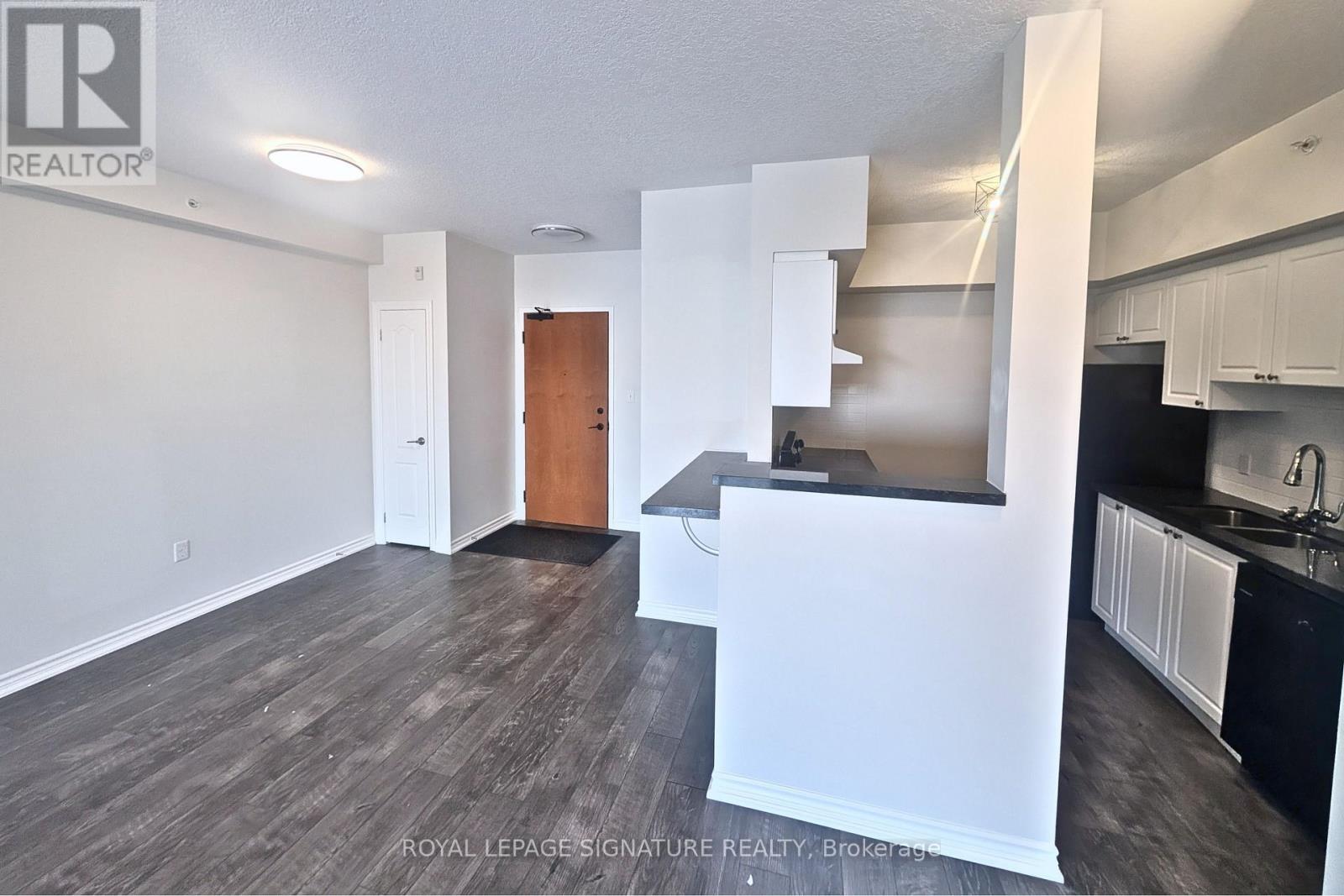 305 - 100 Dean Avenue, Barrie, Ontario  L9J 0H1 - Photo 4 - S12762634