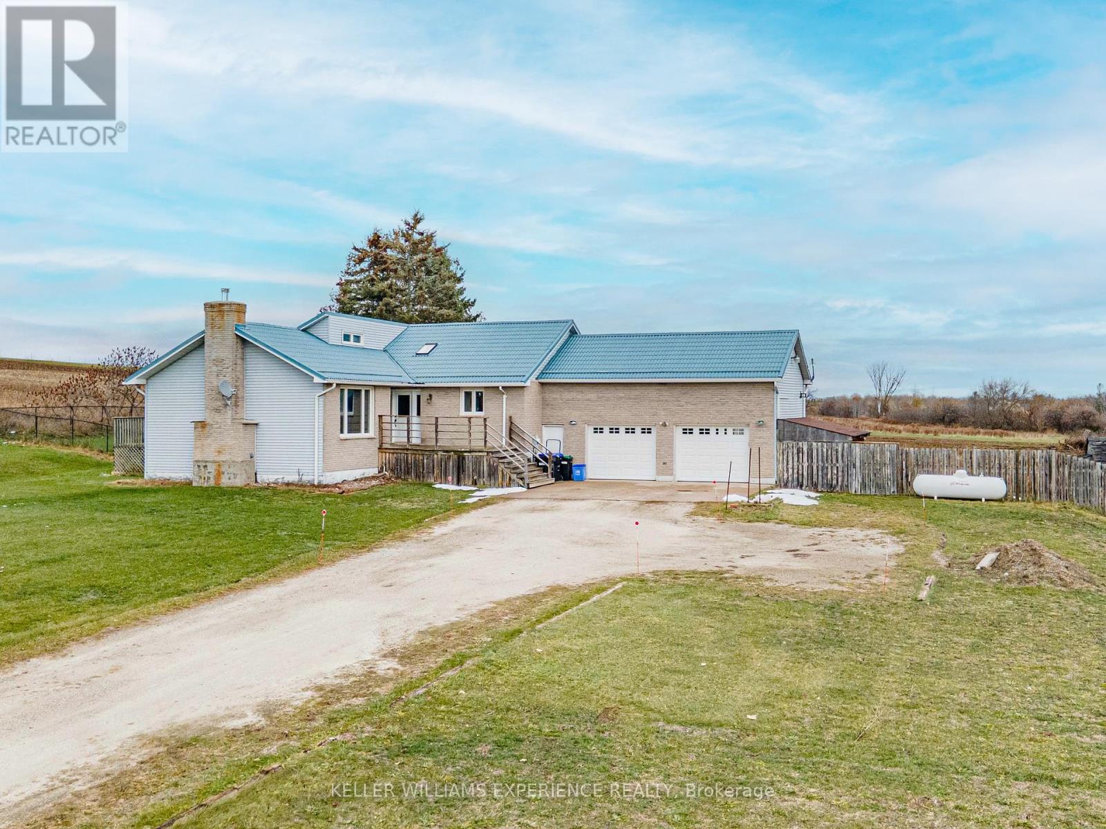 2717 3/4 Sunnidale Side Road, Clearview, Ontario  L0M 1N0 - Photo 3 - S12762704