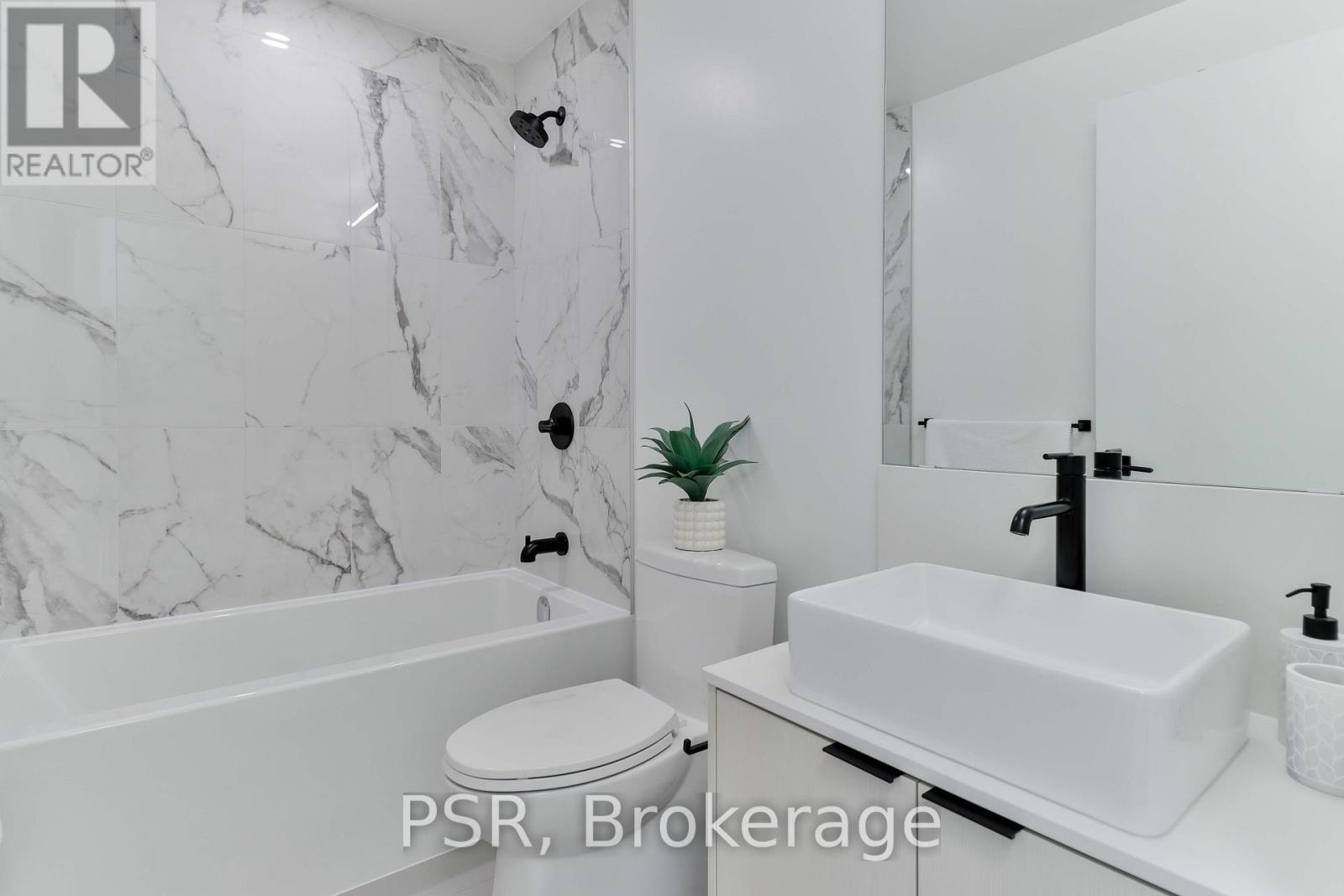 2402 - 1285 Dupont Street N, Toronto, Ontario  M6H 0E3 - Photo 2 - W12759716