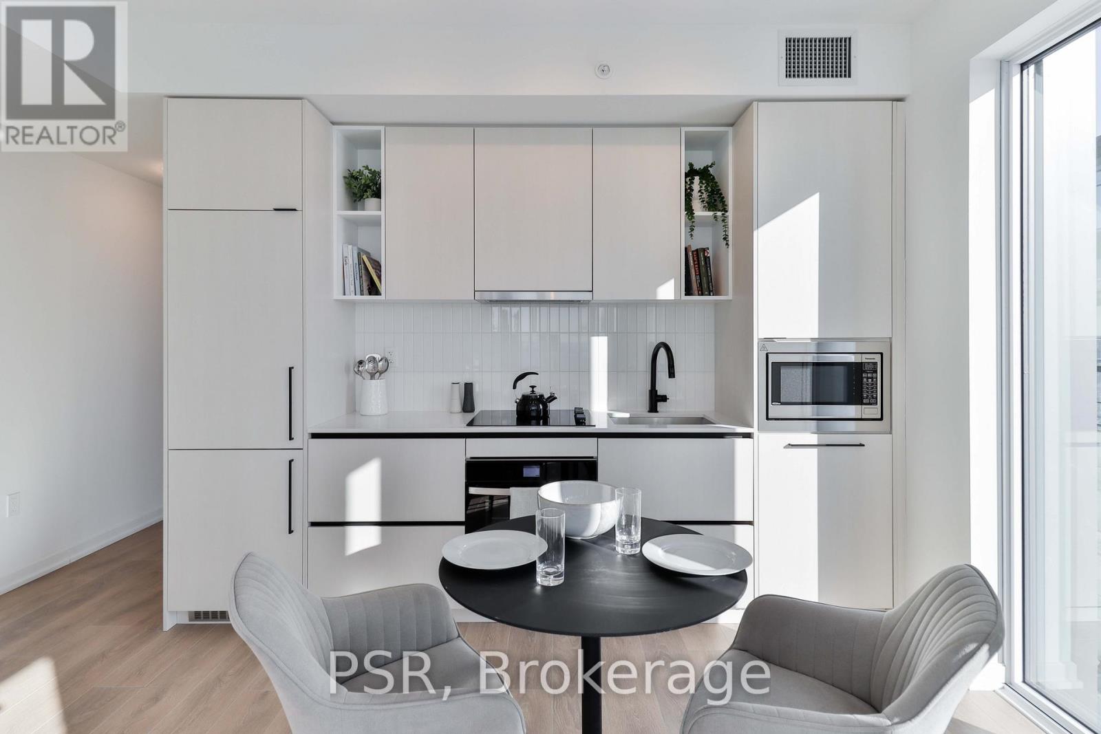 2402 - 1285 Dupont Street N, Toronto, Ontario  M6H 0E3 - Photo 9 - W12759716