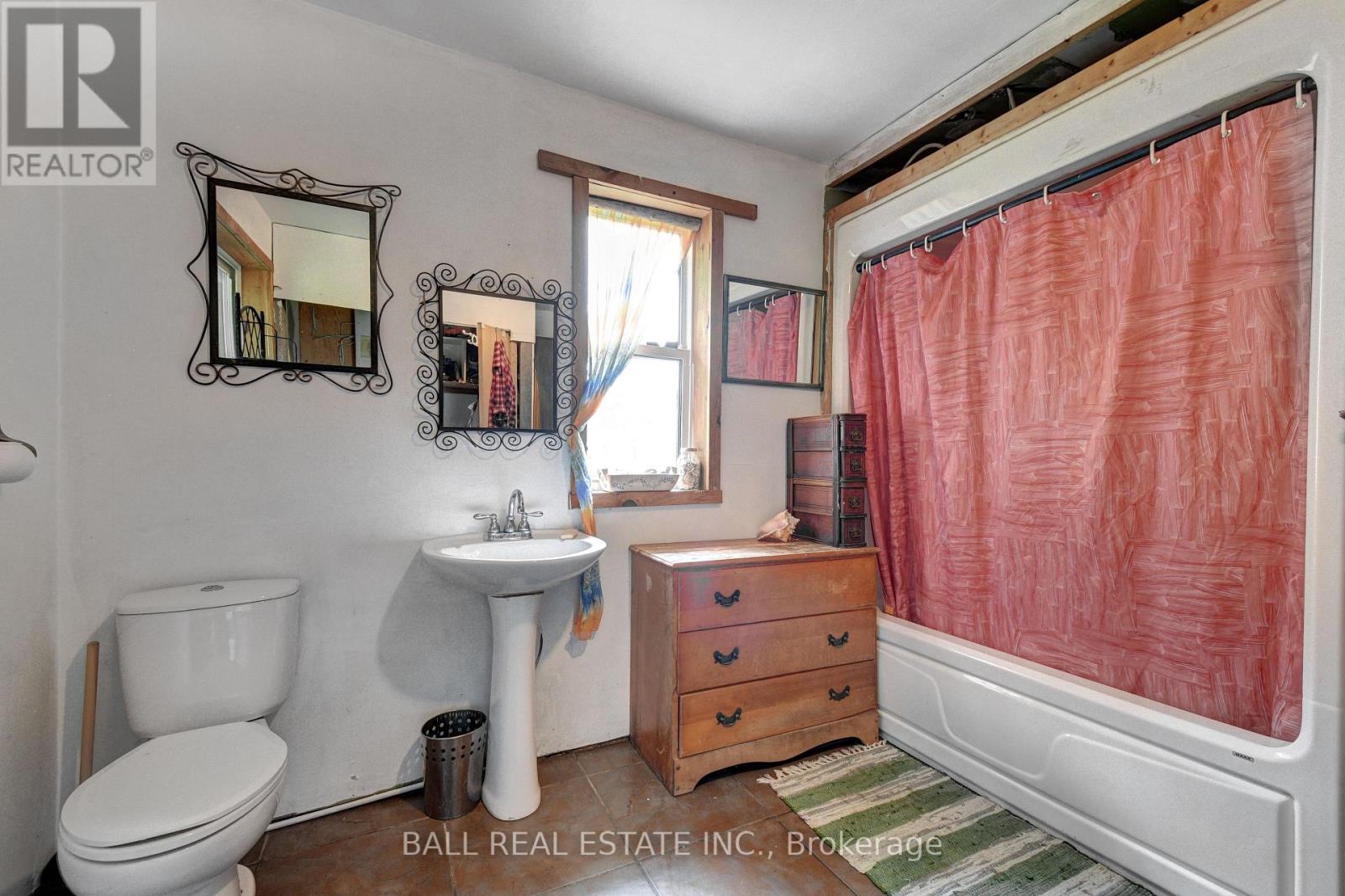 1156 St Ola Road, Limerick, Ontario K0L 1W0 - Photo 34 - X12325631