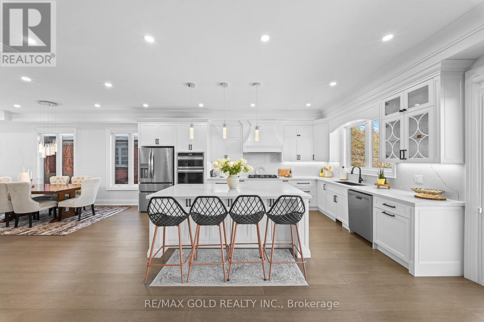 99 Twenty Seventh Street, Toronto (Long Branch), Ontario  M8W 2X6 - Photo 10 - W12762588