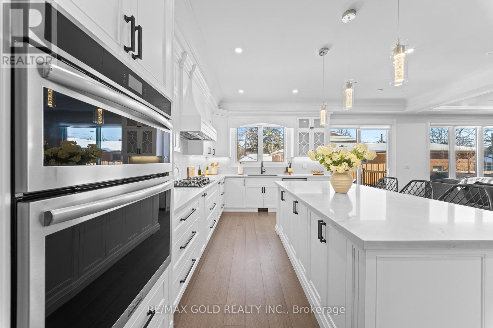 99 Twenty Seventh Street, Toronto (Long Branch), Ontario  M8W 2X6 - Photo 15 - W12762588