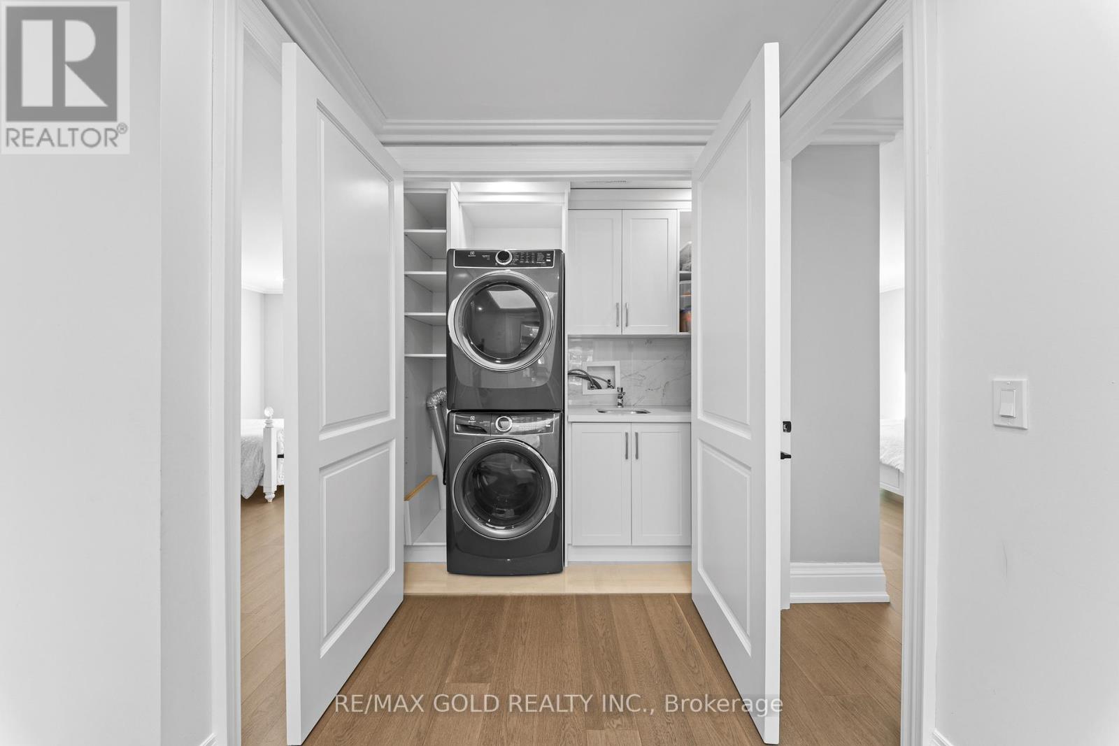 99 Twenty Seventh Street, Toronto (Long Branch), Ontario  M8W 2X6 - Photo 47 - W12762588