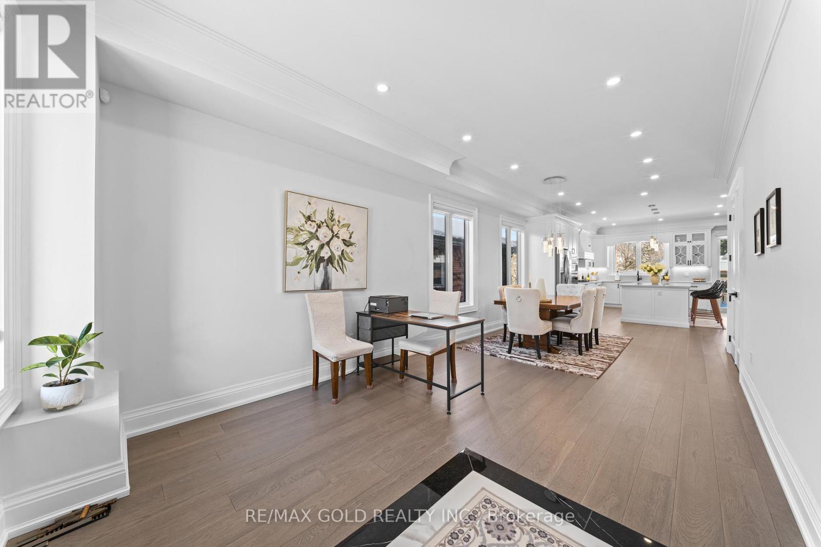 99 Twenty Seventh Street, Toronto (Long Branch), Ontario  M8W 2X6 - Photo 5 - W12762588