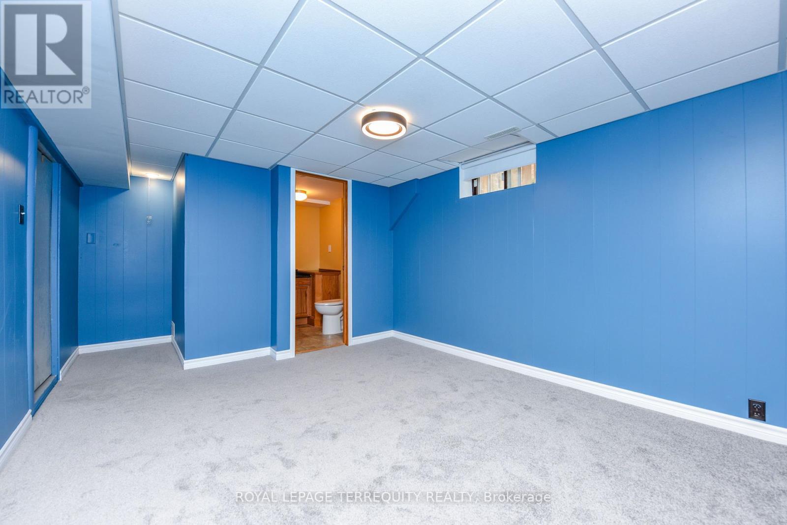 20 Hallow Crescent, Toronto, Ontario  M9W 2V9 - Photo 19 - W12762630