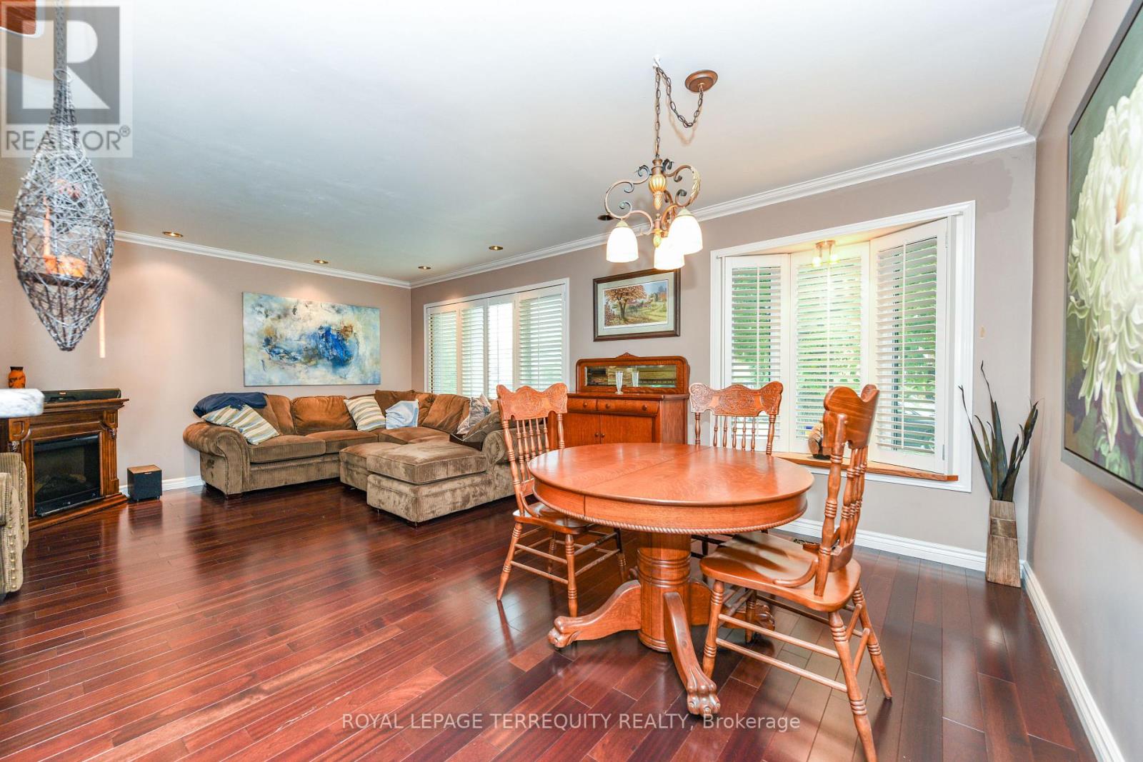 20 Hallow Crescent, Toronto, Ontario  M9W 2V9 - Photo 35 - W12762630