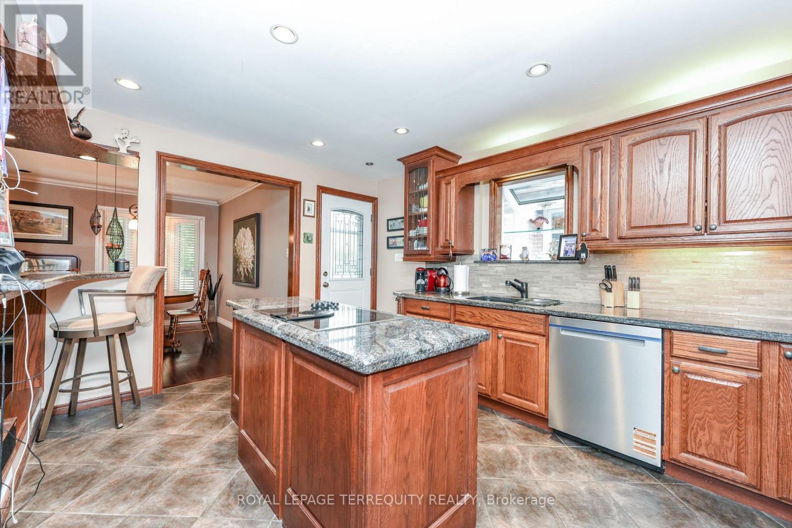 20 Hallow Crescent, Toronto, Ontario  M9W 2V9 - Photo 40 - W12762630