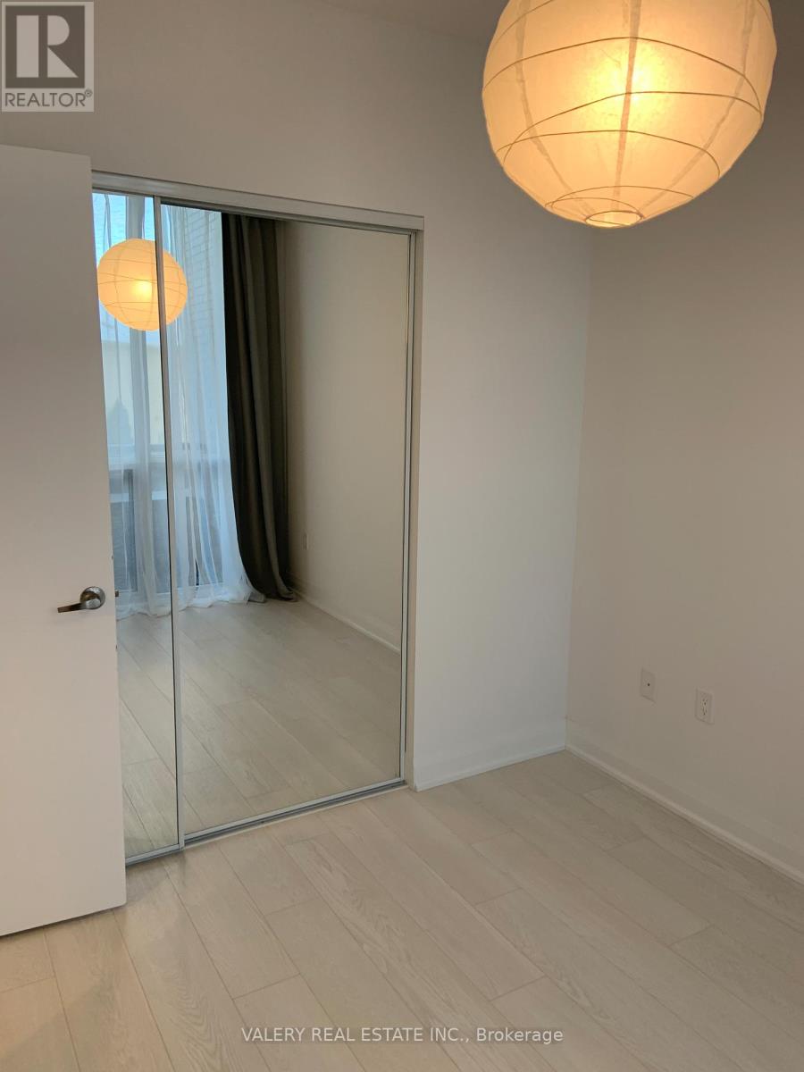 209 - 26 Gibbs Road, Toronto, Ontario  M9B 0E3 - Photo 6 - W12762632