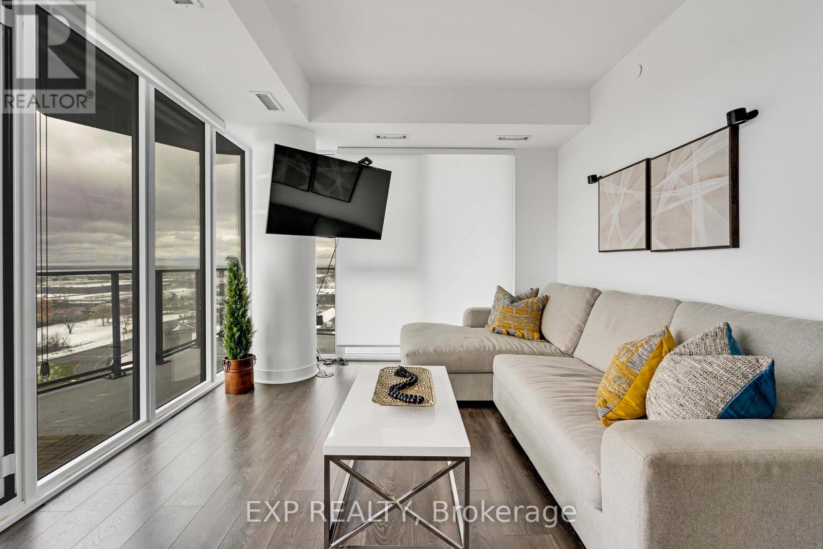 1108 - 36 Zorra Street, Toronto (Islington-City Centre West), Ontario  M8Z 4Z7 - Photo 6 - W12762672