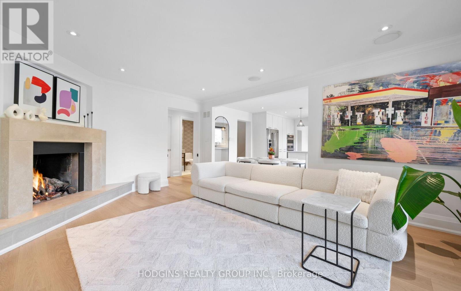 1726 Sherwood Forrest Circle, Mississauga, Ontario  L5K 2H6 - Photo 14 - W12762706