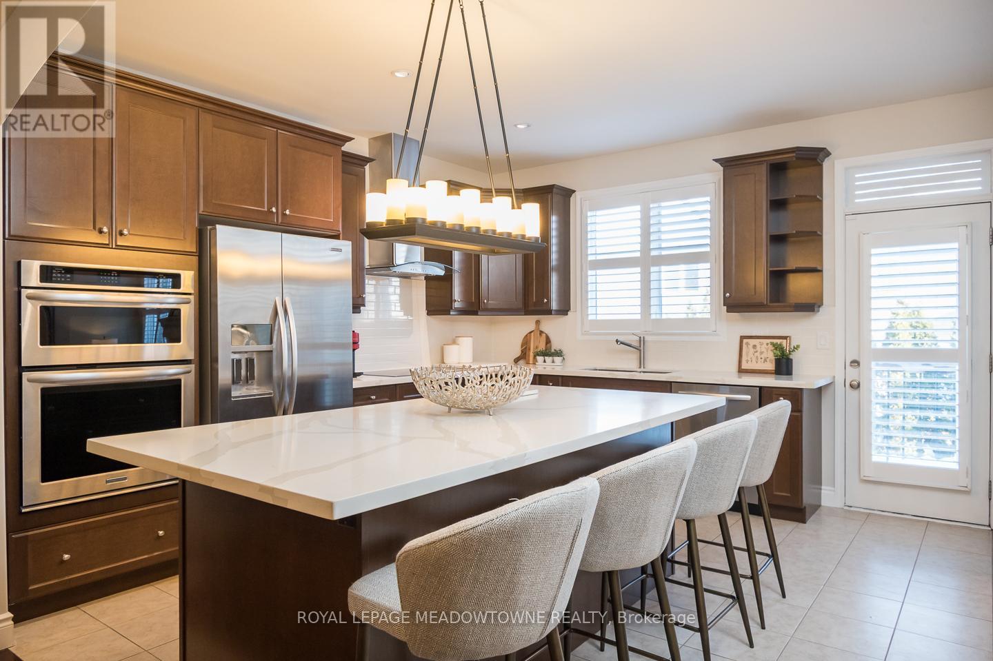 342 Kincardine Terrace, Milton, Ontario  L9T 8M9 - Photo 7 - W12762708