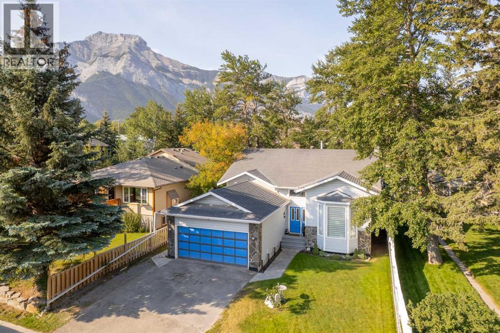 11 Mt Mcgillivary Drive, Exshaw, Alberta  T0L 2C0 - Photo 2 - A2276547