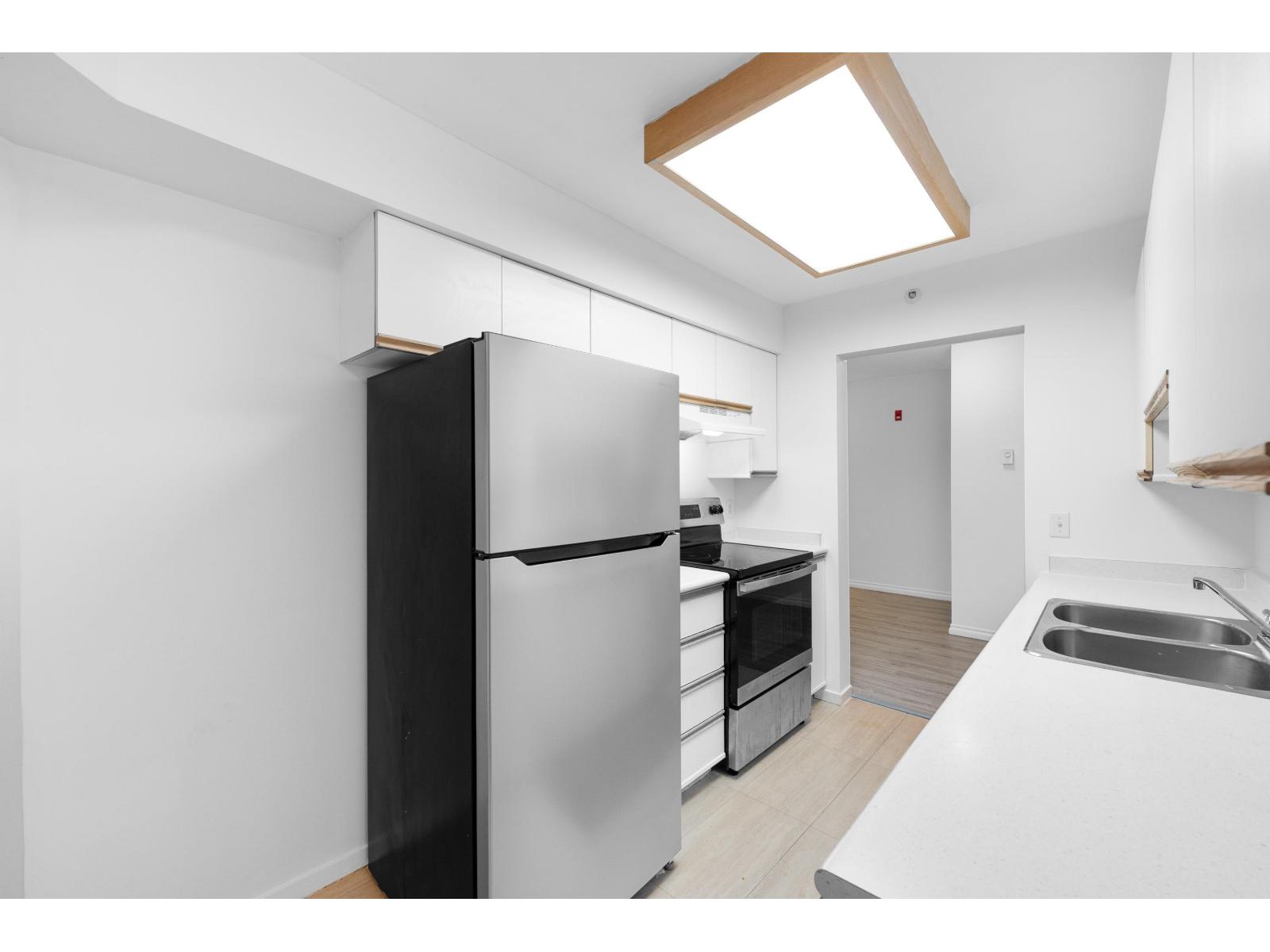 A303 9868 Whalley Boulevard, Surrey, British Columbia  V3T 5S8 - Photo 18 - R3086770