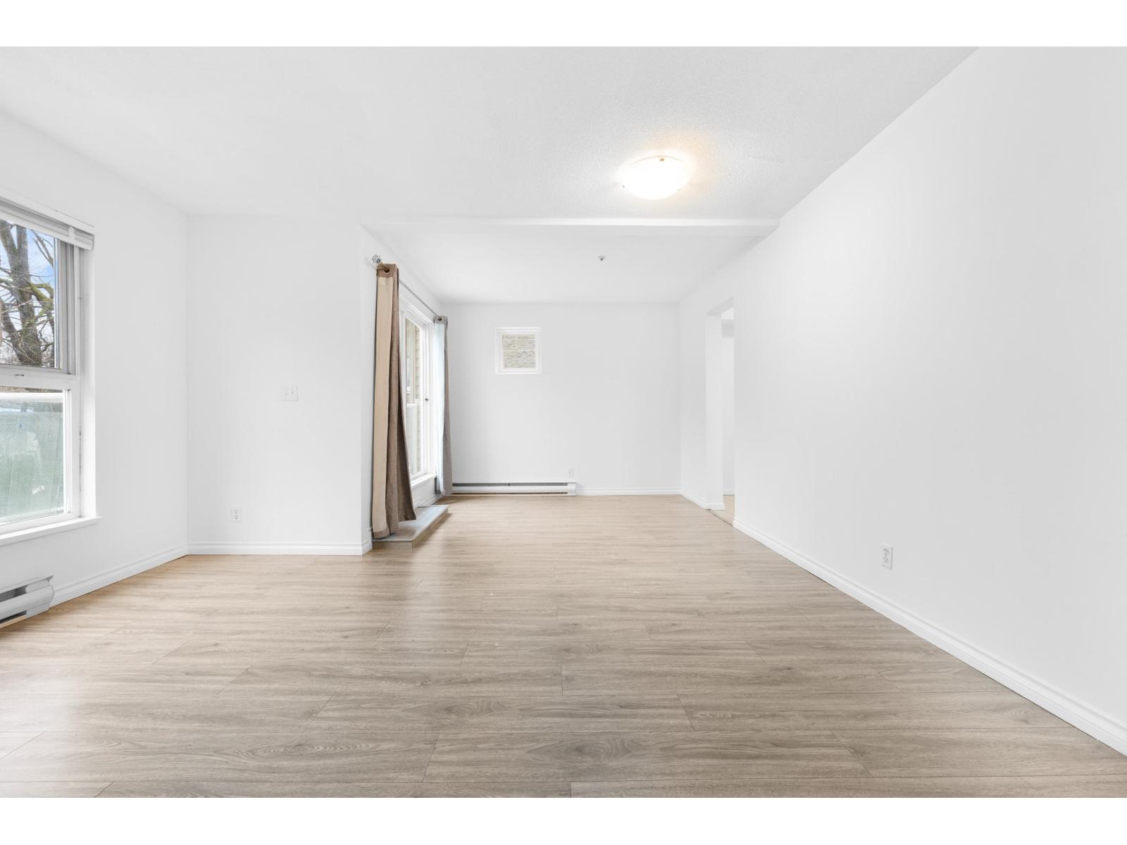 A303 9868 Whalley Boulevard, Surrey, British Columbia  V3T 5S8 - Photo 11 - R3086770