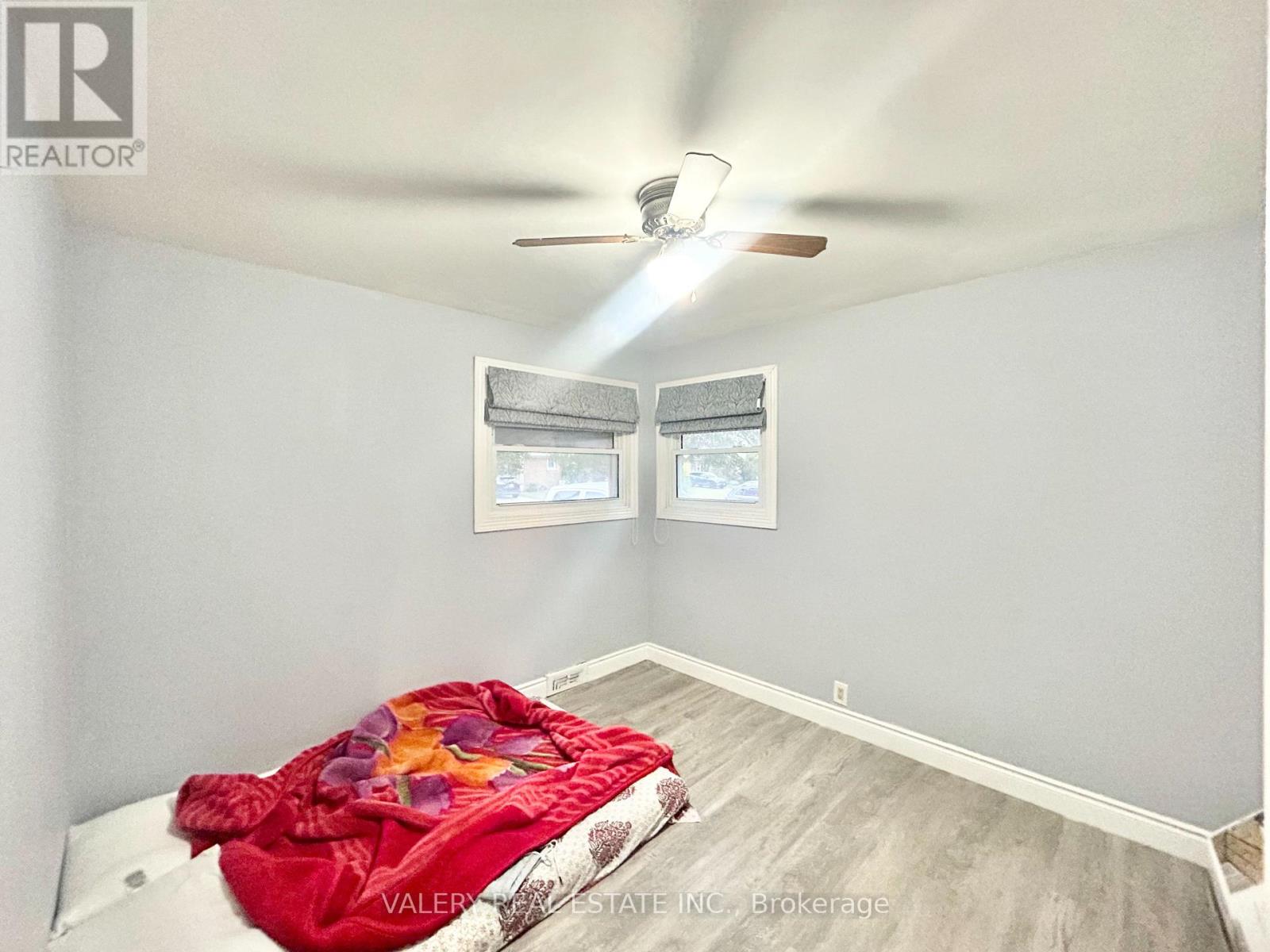 Main - 3843 Hillcrest Boulevard, Windsor, Ontario  N9C 2E4 - Photo 20 - X12762646