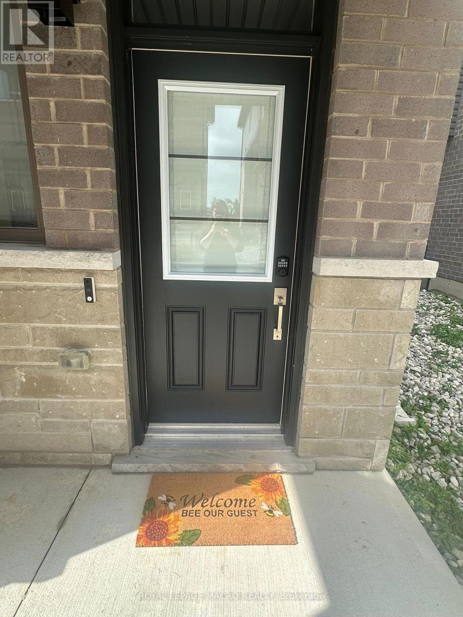 139 - 61 Soho Street, Hamilton, Ontario  L8J 0M6 - Photo 2 - X12762694