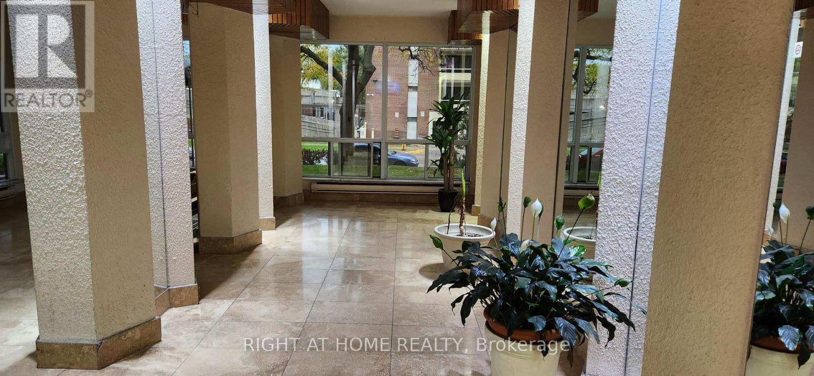 505 - 20 Gilder Drive, Toronto, Ontario  M1K 5E1 - Photo 2 - E12654426