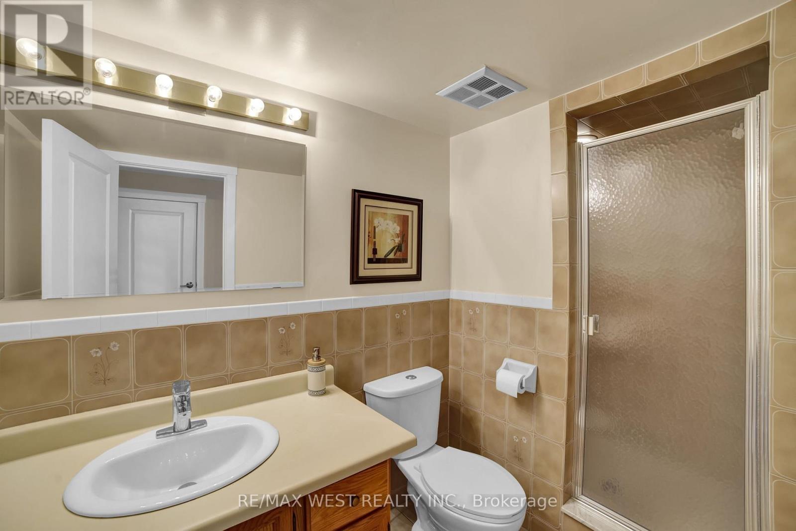 306 Pinegrove Road, Oakville, Ontario  L6K 3P9 - Photo 13 - W12762662