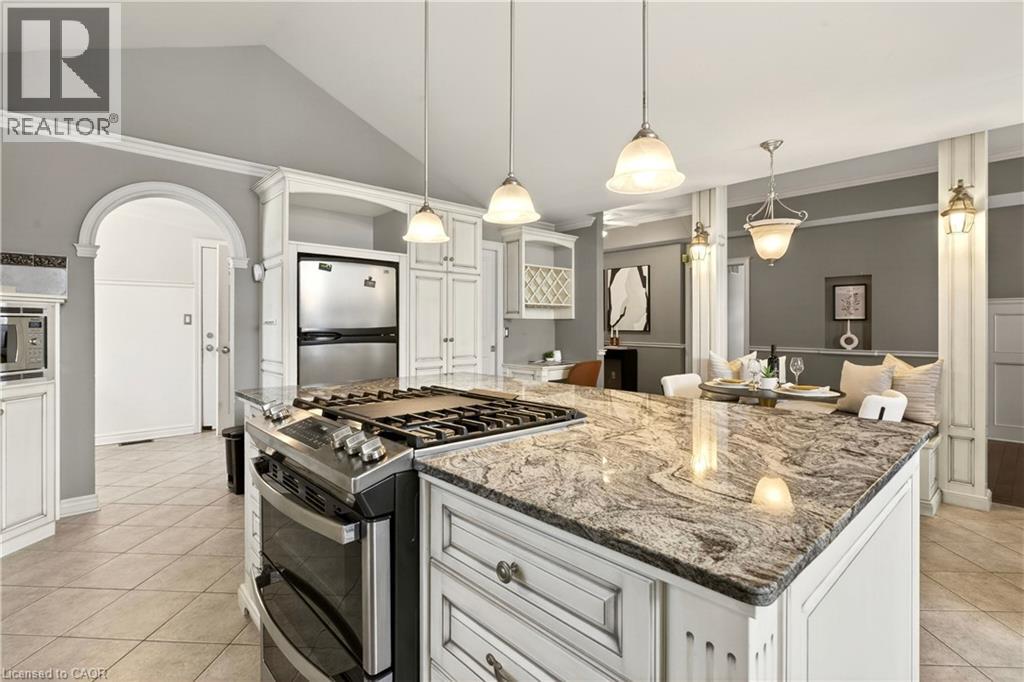 39 Bellevue Court, Welland, Ontario  L3C 7M1 - Photo 11 - 40802279