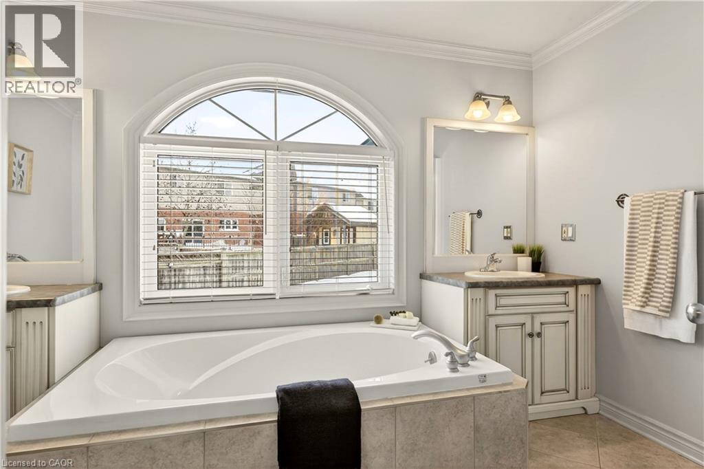 39 Bellevue Court, Welland, Ontario  L3C 7M1 - Photo 20 - 40802279