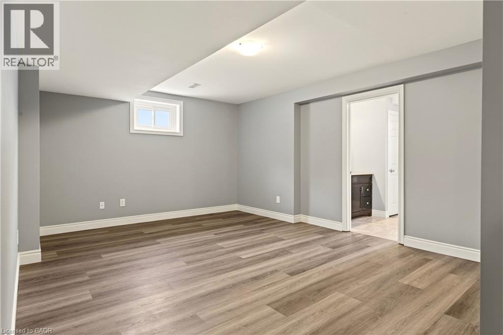 39 Bellevue Court, Welland, Ontario  L3C 7M1 - Photo 34 - 40802279