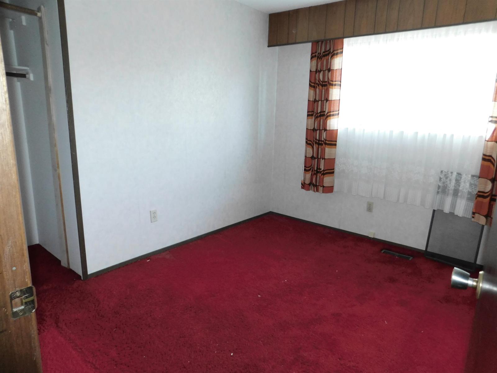 14758 Halstead Place, Surrey, British Columbia  V3R 6S5 - Photo 6 - R3086916