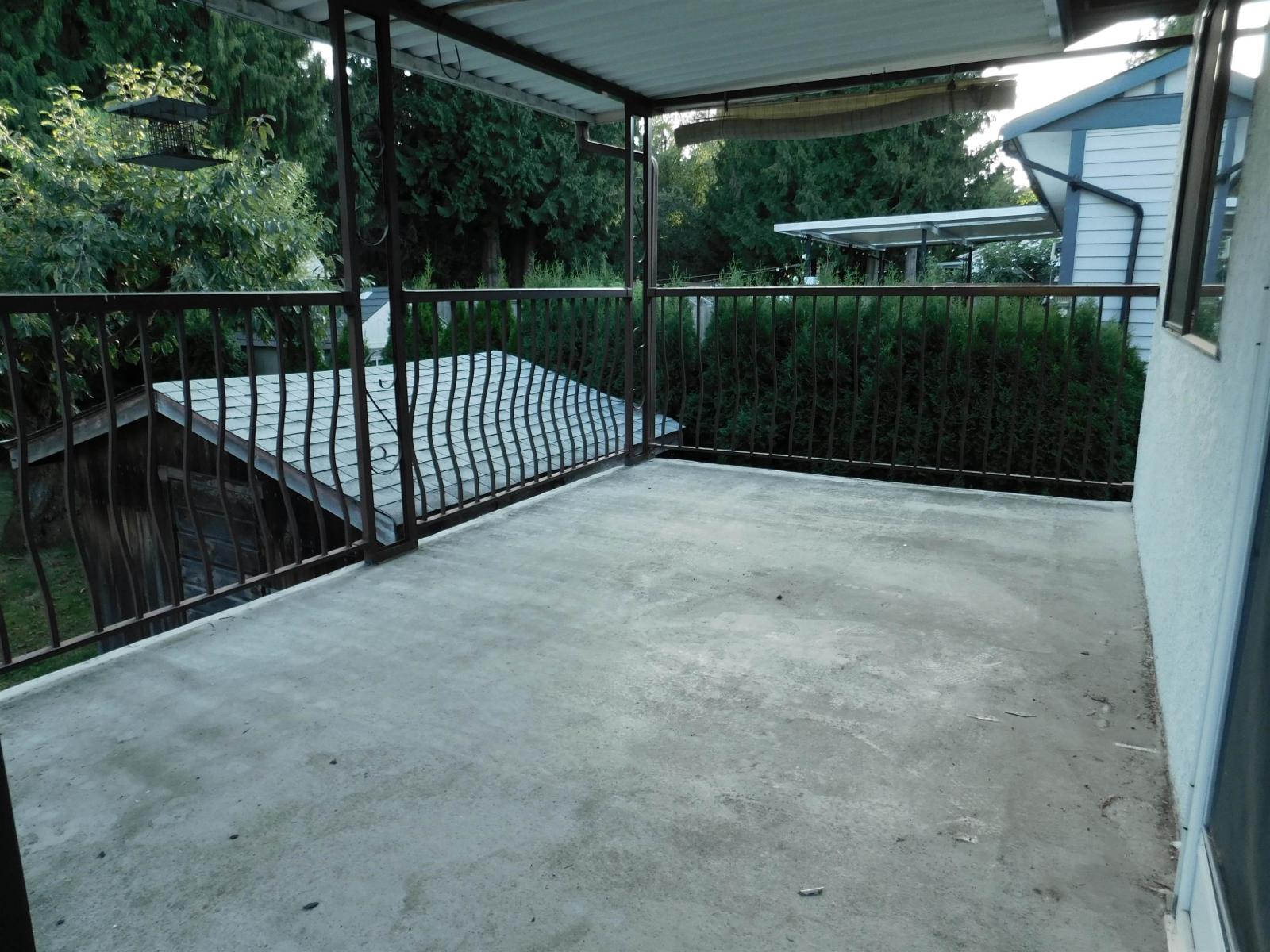 14758 Halstead Place, Surrey, British Columbia  V3R 6S5 - Photo 15 - R3086916