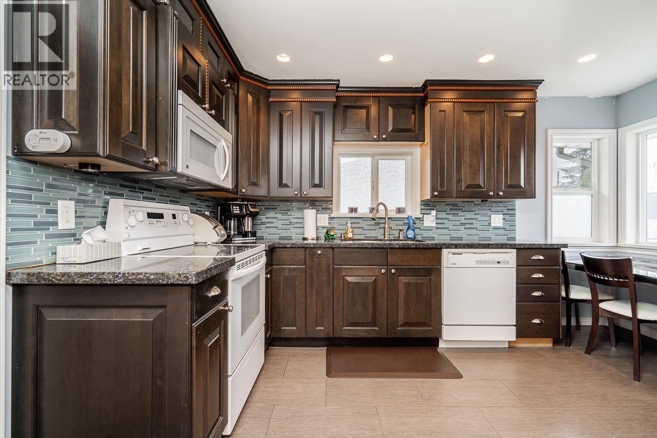 2655 E 53 Avenue, Vancouver, British Columbia  V5S 1W1 - Photo 9 - R3082222