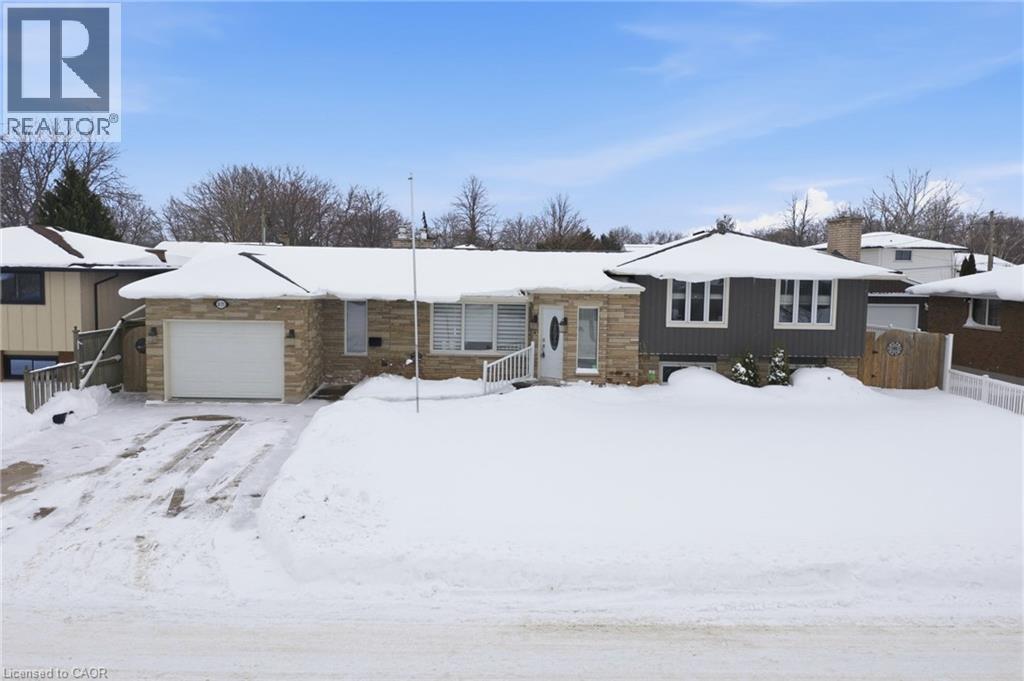 8133 Sarah Street, Niagara Falls, Ontario  L2G 6T9 - Photo 1 - 40802976