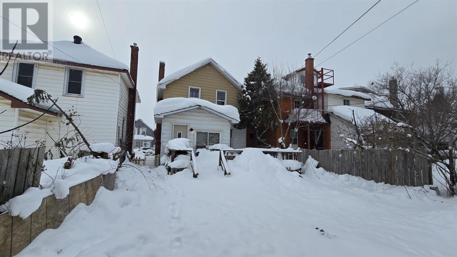 36 Cathcart St, Sault Ste. Marie, Ontario  P6A 1E1 - Photo 9 - SM260238