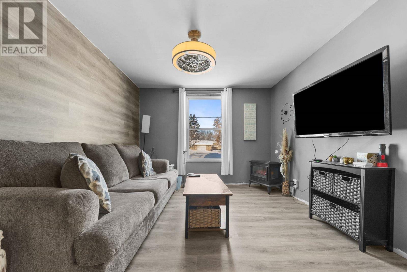 685 Metzger St, Sault Ste. Marie, Ontario  P6C 1B7 - Photo 7 - SM260240