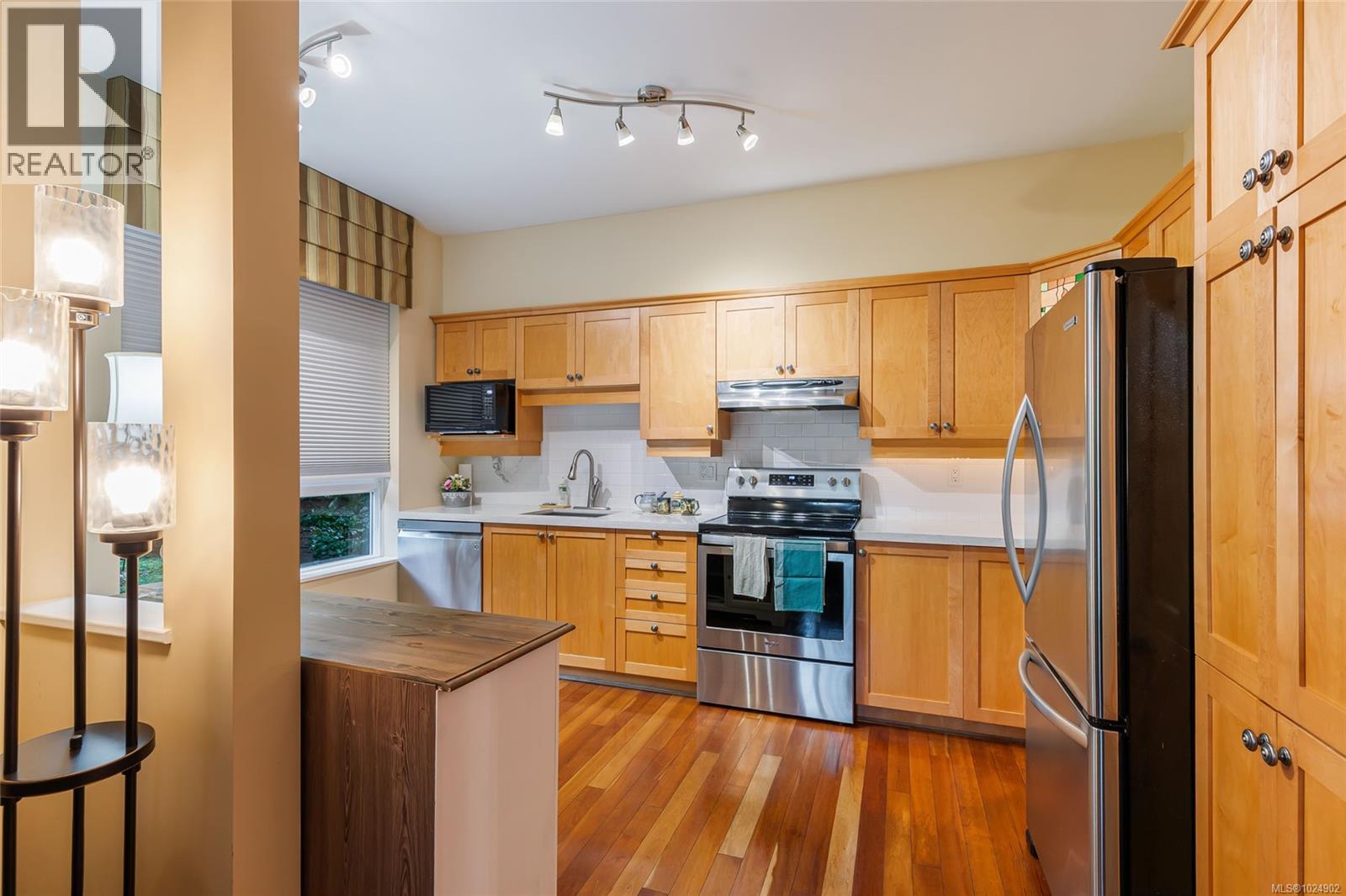 103 5660 Edgewater Lane, Nanaimo, British Columbia  V9V 6K1 - Photo 13 - 1024902